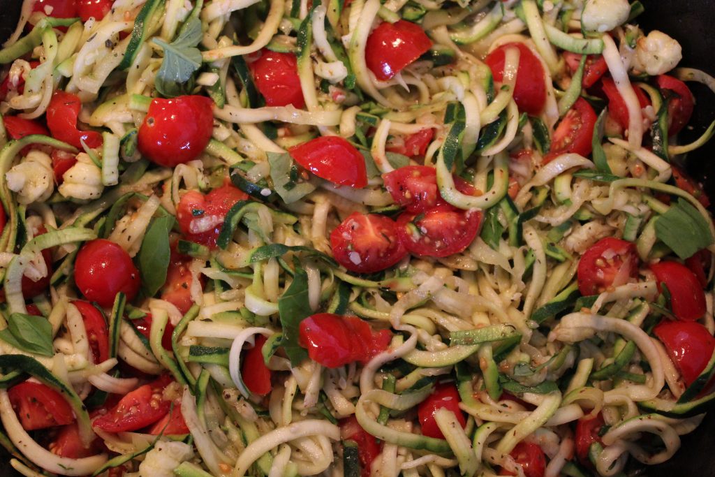 zucchini noodles healthy food